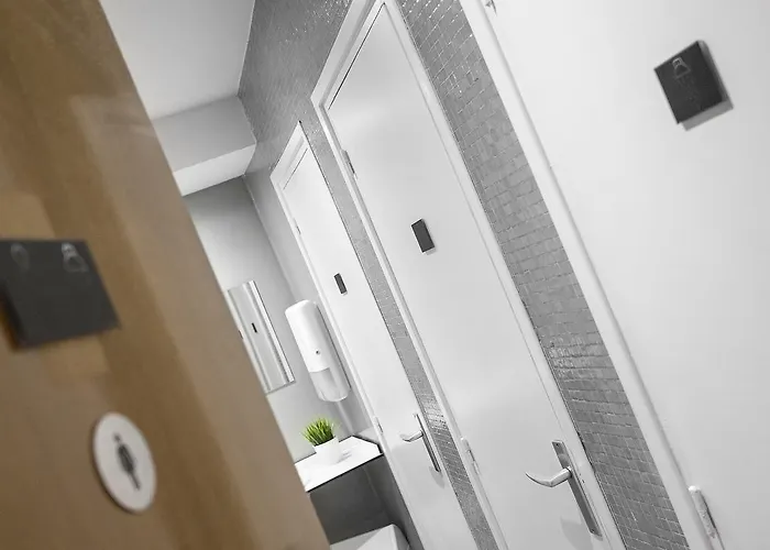 A In The Хостел *