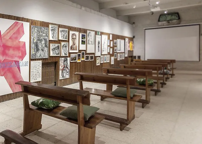 A In The * Сан-Себастьян