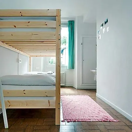 Hostel A In The San Sebastian