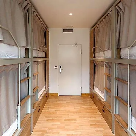 Hostel A In The San Sebastian