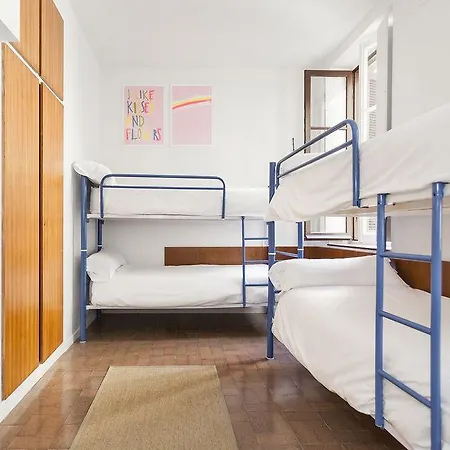 A In The Hostel San Sebastián